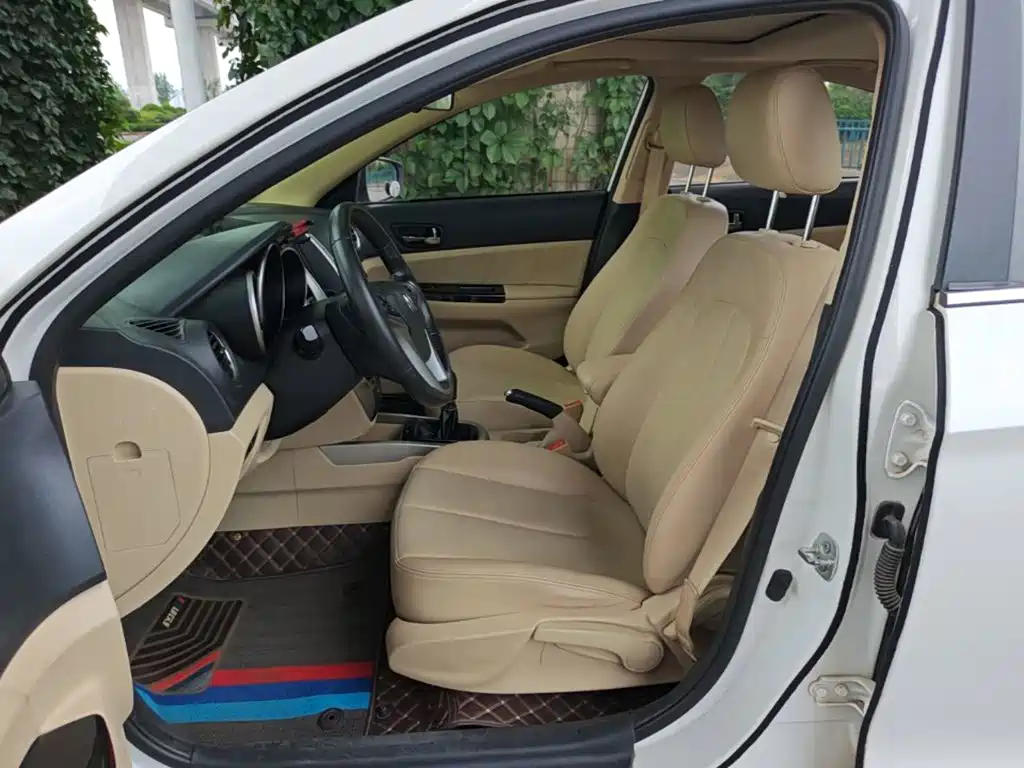 Changan Escape 2015 — фото 15