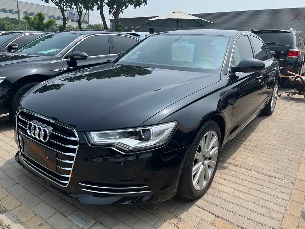 Audi A6L 2015 — фото 1