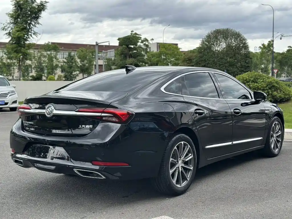 Buick LaCrosse 2022 — фото 11