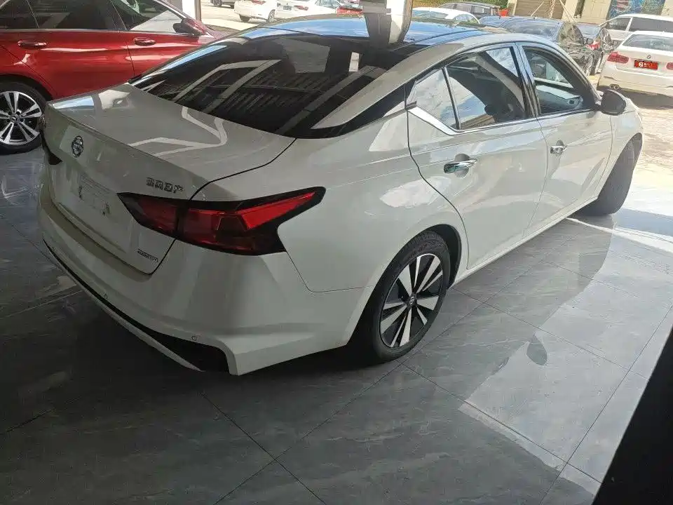 Nissan Teana 2021