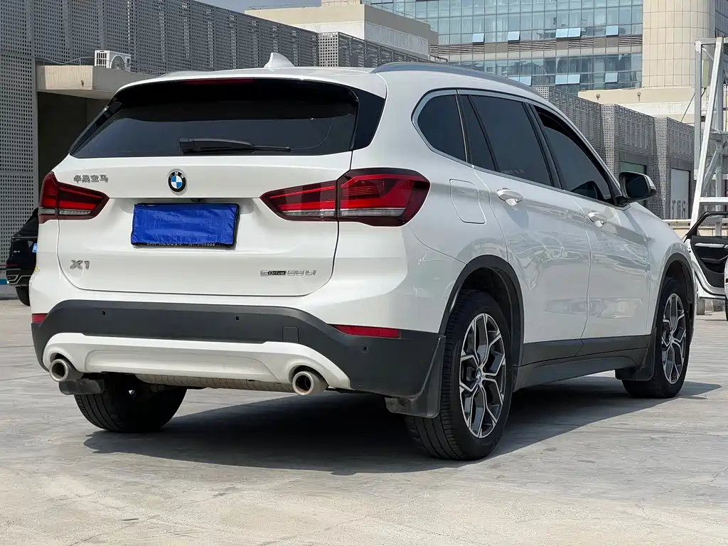 BMW X1 2023 — фото 6