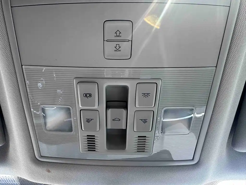Skoda Karoq 2023 — фото 14