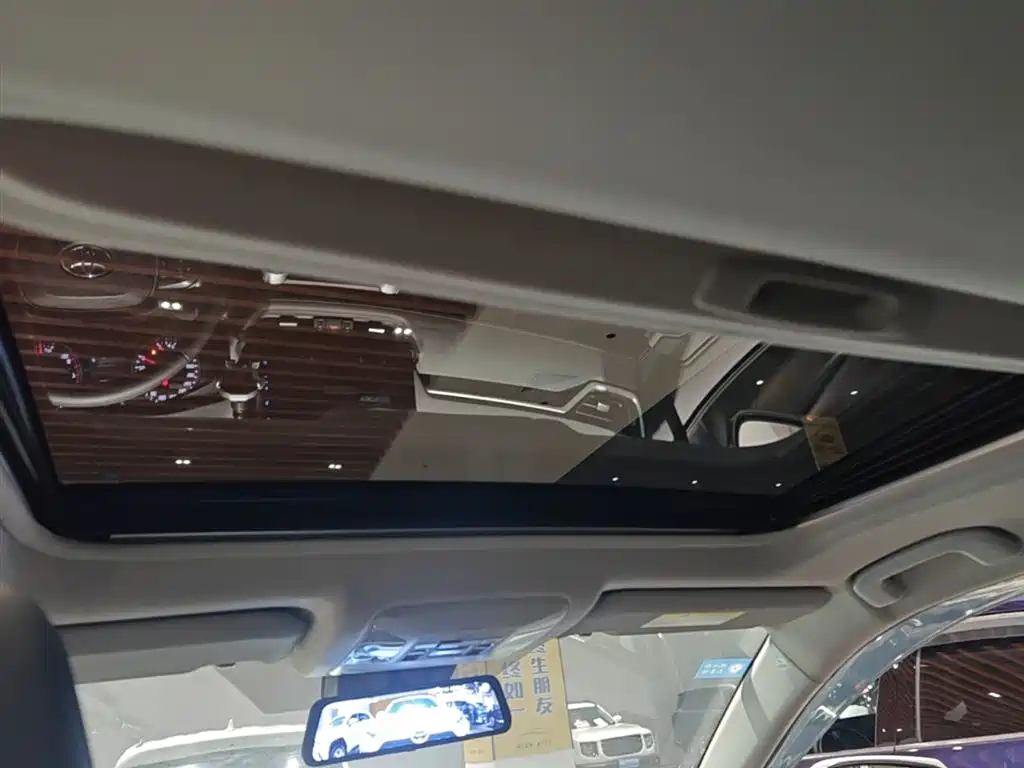 Toyota Wildlander 2022 — фото 18