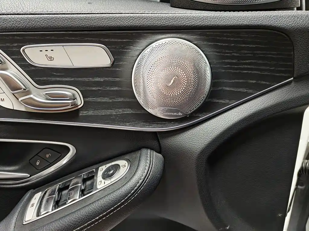 Mercedes-Benz C-Class 2021