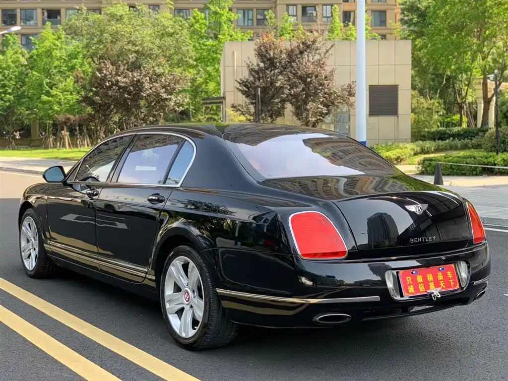 Bentley Flying Spur 2012 — фото 6