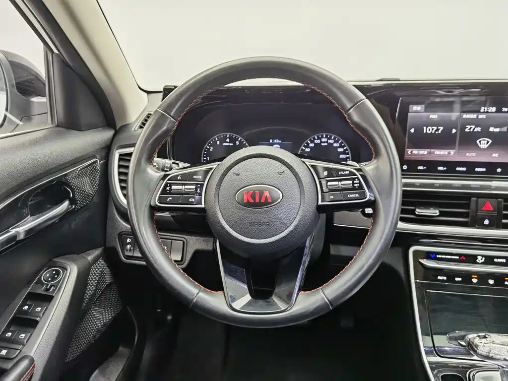 Kia KX3 2020 — фото 11