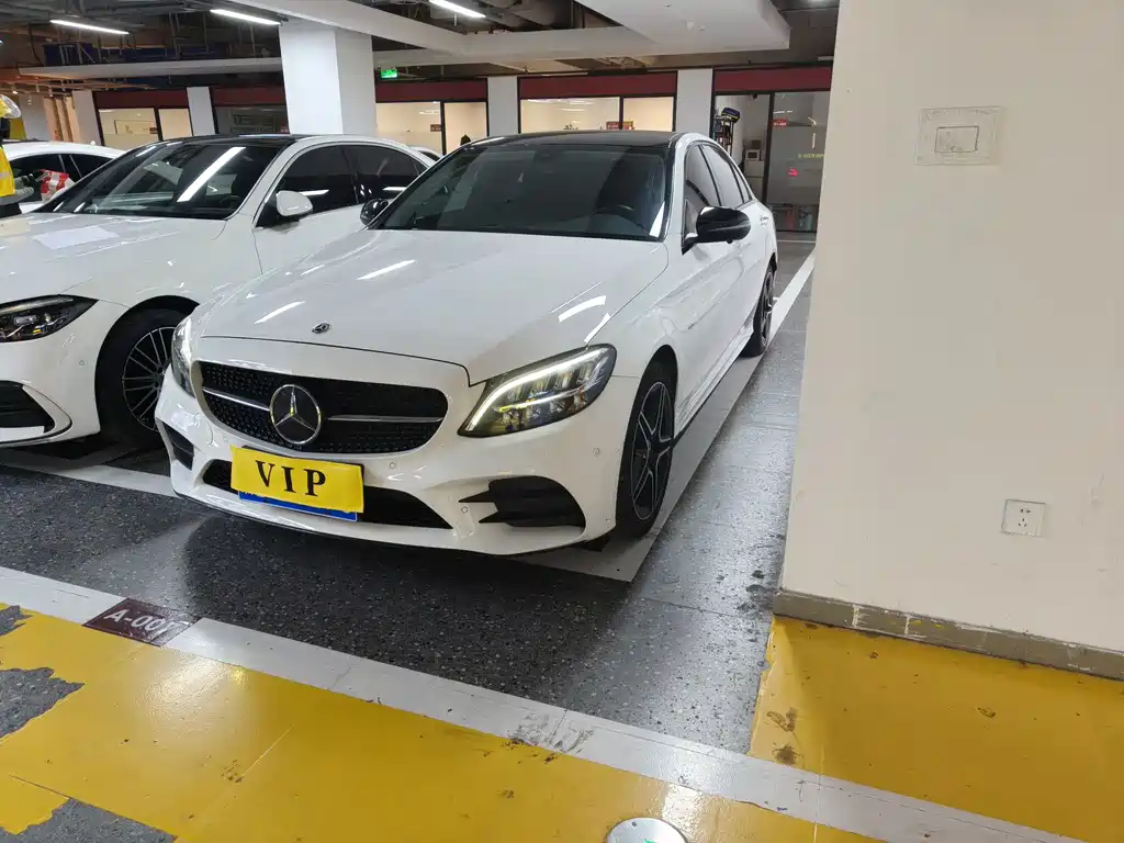 Mercedes-Benz C-Class 2021