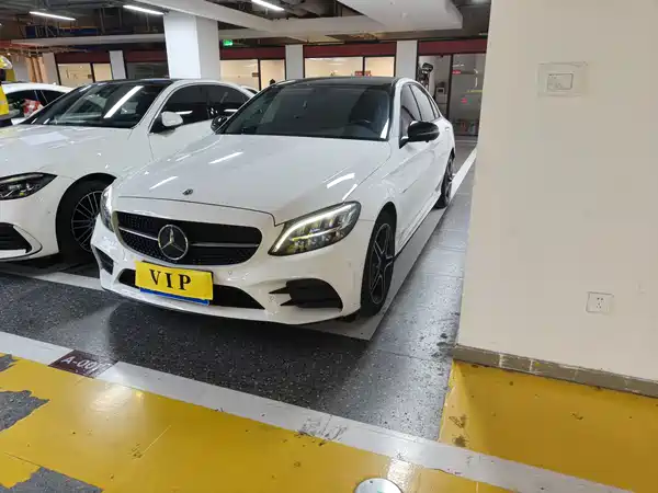 Mercedes-Benz C-Class 2021