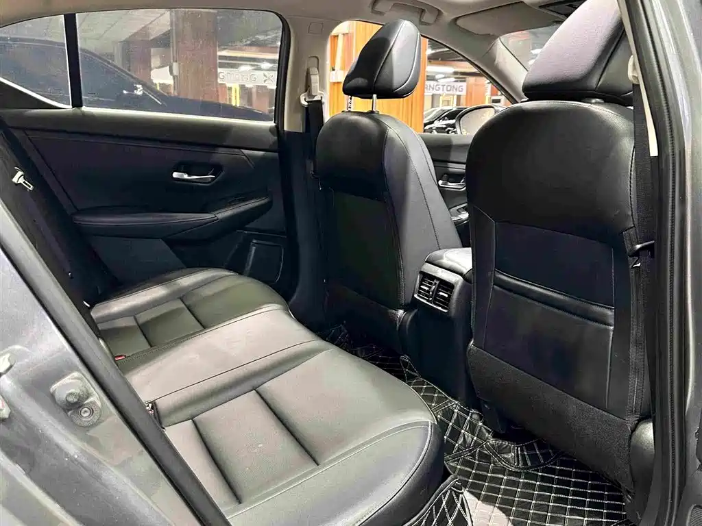 Nissan Sylphy 2021 — фото 18