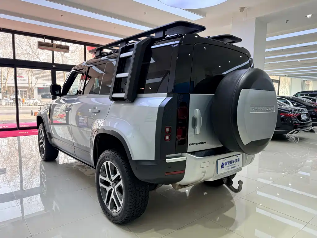 Land Rover Defender 2021 — фото 4