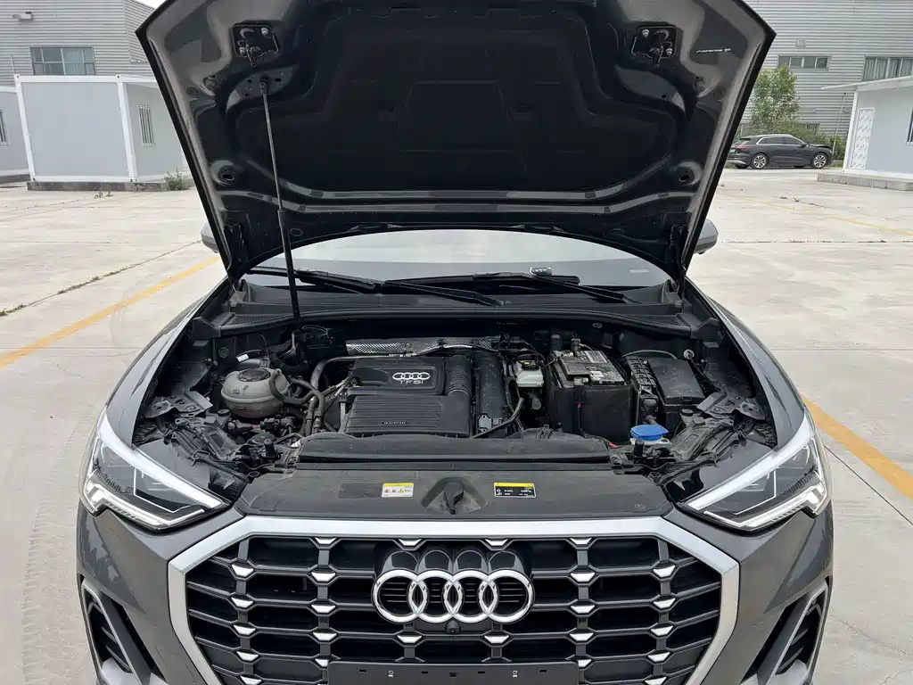 Audi Q3 2023 — фото 19