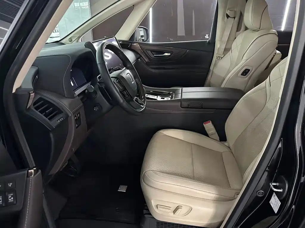 Toyota Vellfire 2023