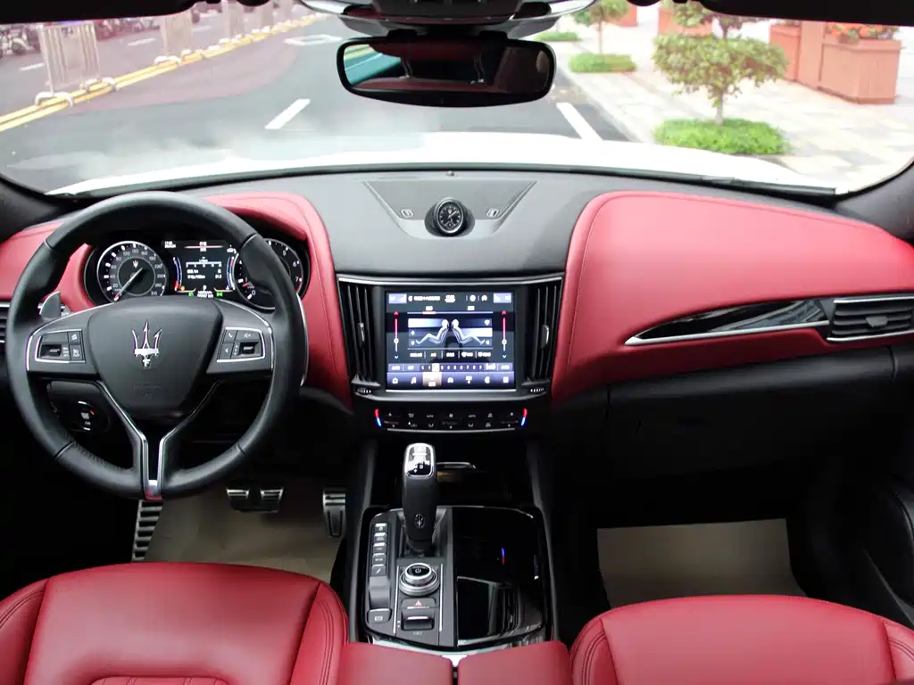 Maserati Levante 2021 — фото 10