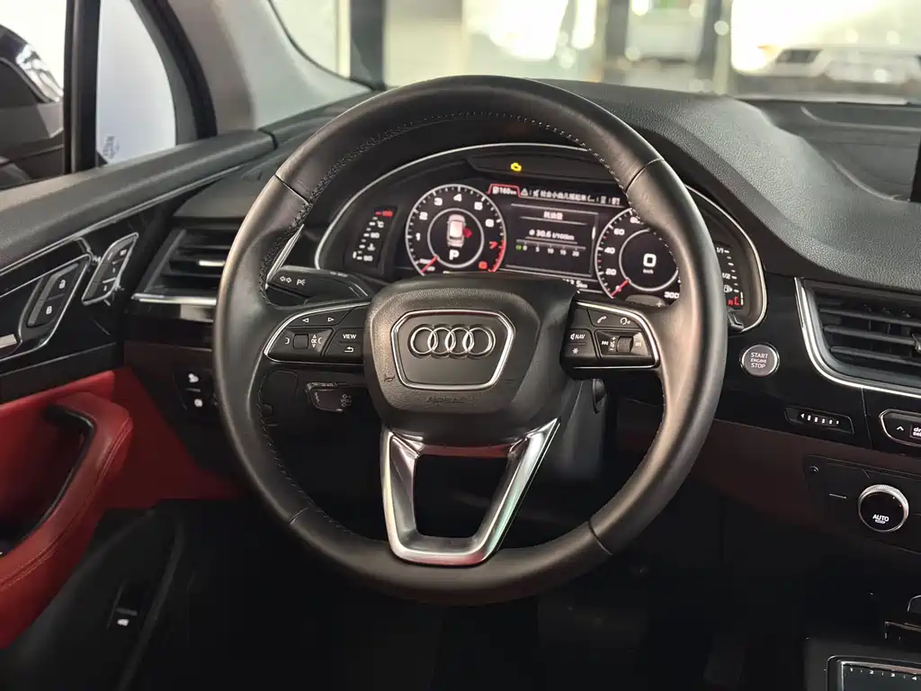 Audi Q7 2018 — фото 8