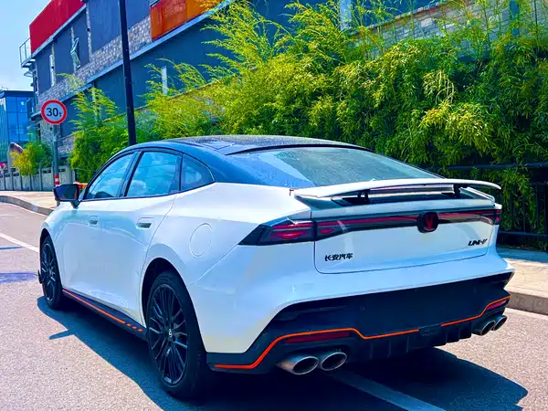 Changan UNI-V 2025