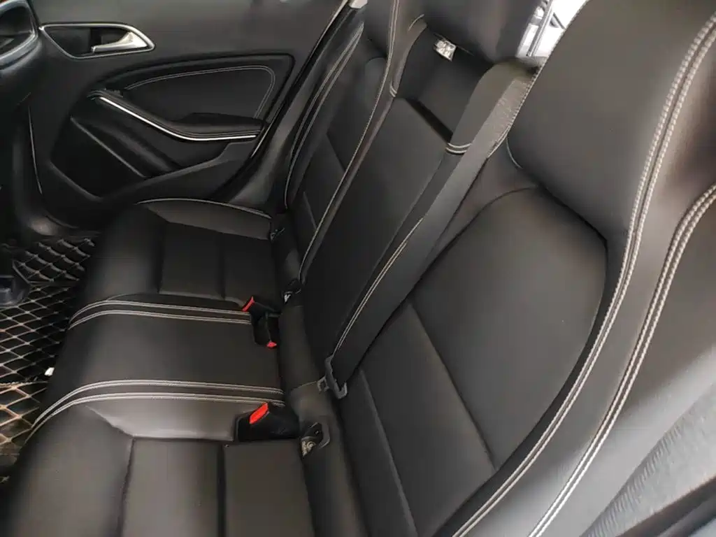 Mercedes-Benz GLA 2017 — фото 13
