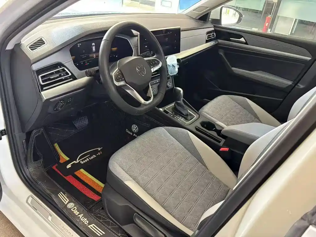 Volkswagen Lavida 2022