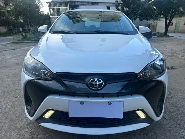 Toyota Yaris L 2017