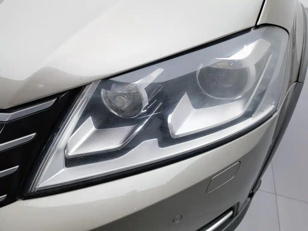 Volkswagen Magotan 2015