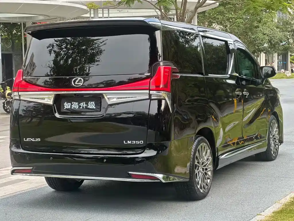 Toyota Alphard 2011 — фото 9