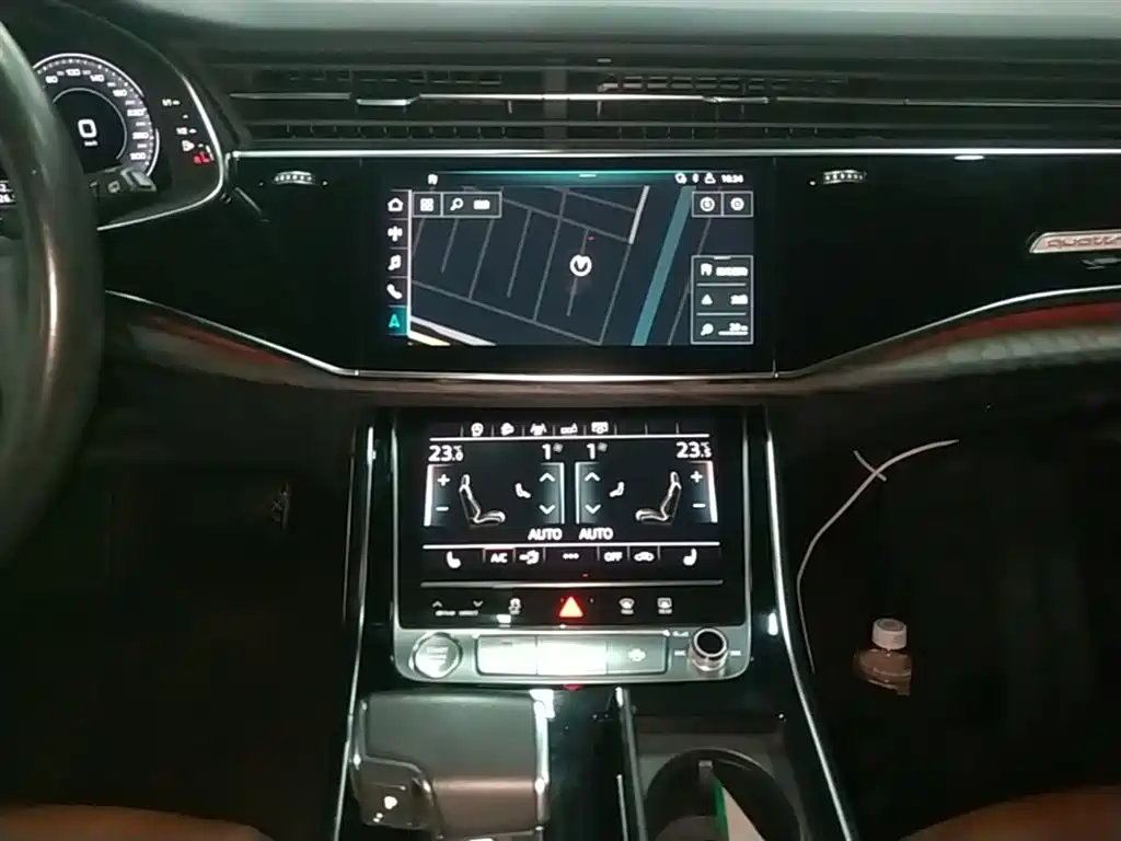 Audi Q7 2020 — фото 13