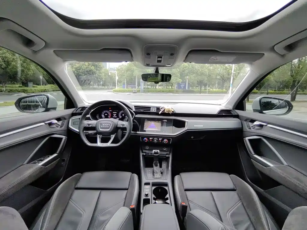 Audi Q3 Sportback 2021 — фото 21