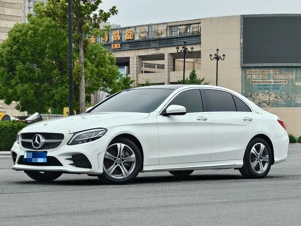 Mercedes-Benz C-Class 2019 — фото 1