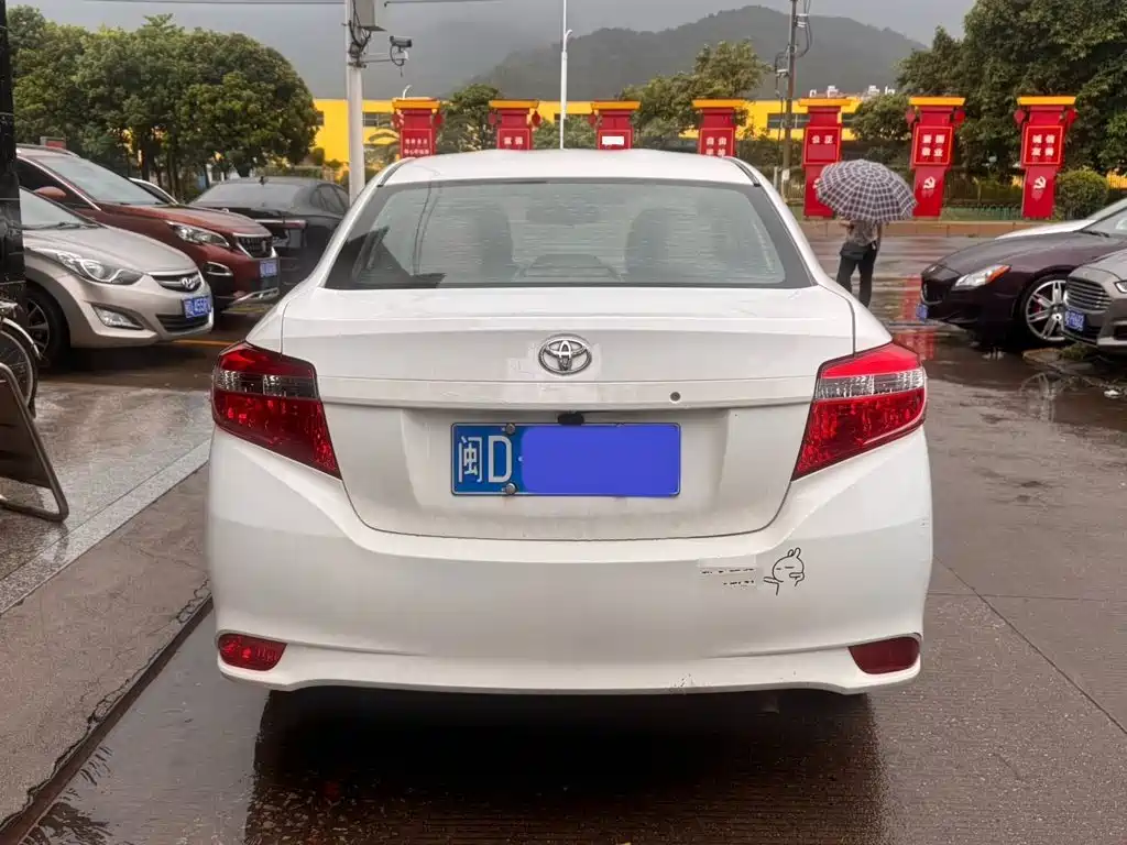 Toyota Vios 2015