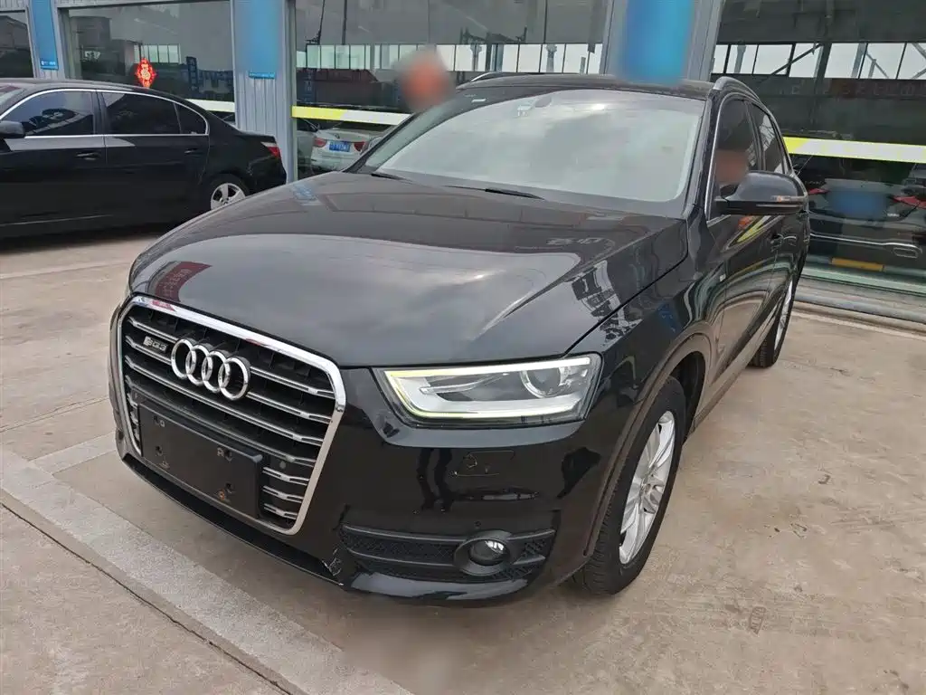 Audi Q3 2015 — фото 1