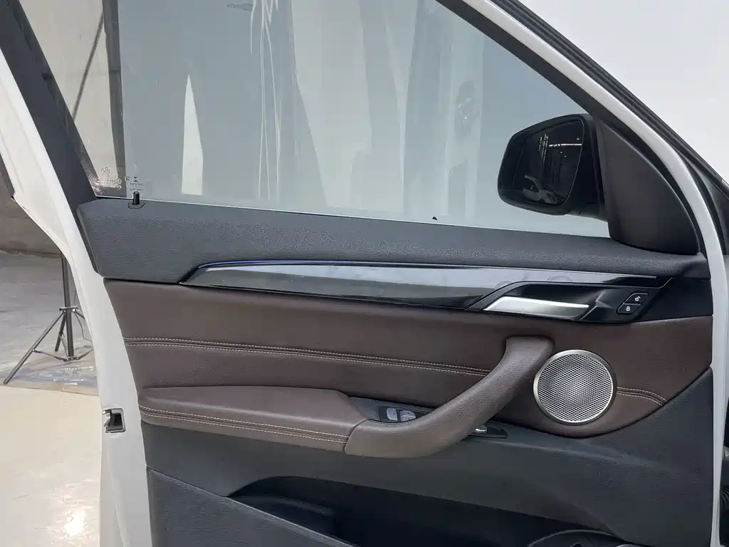 BMW X1 2022 — фото 15