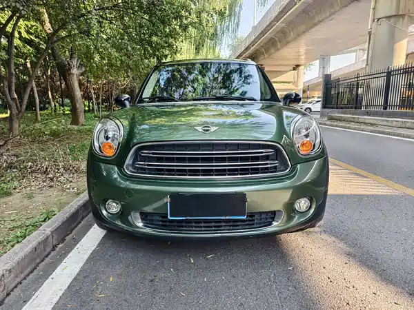 MINI Countryman 2016