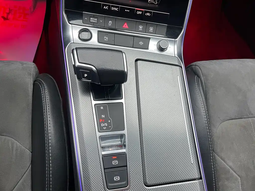 Audi A6L 2022 — фото 11