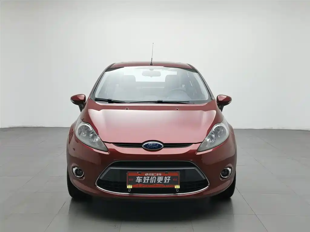 Ford Fiesta 2010 — фото 3
