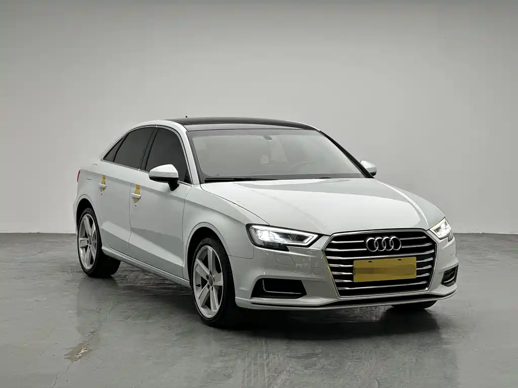 Audi A3 2019 — фото 3