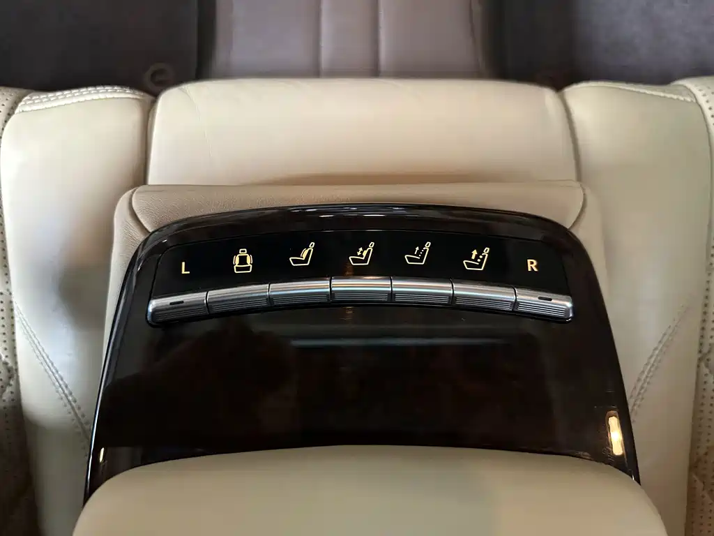 Mercedes-Benz S-Class AMG 2012 — фото 13