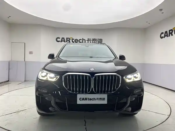 BMW X5 2019