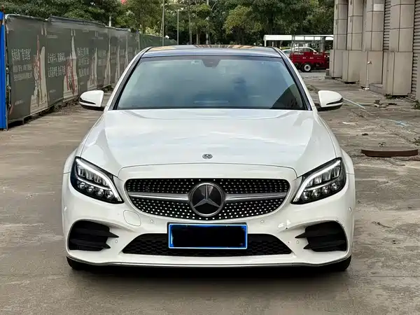 Mercedes-Benz C-Class 2021