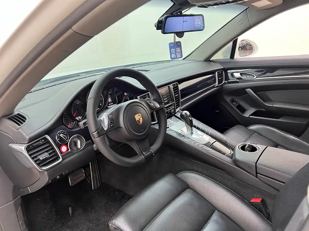Porsche Panamera 2015 — фото 17