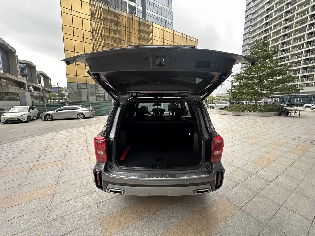 GAC Motor Trumpchi GS8 2021 — фото 18