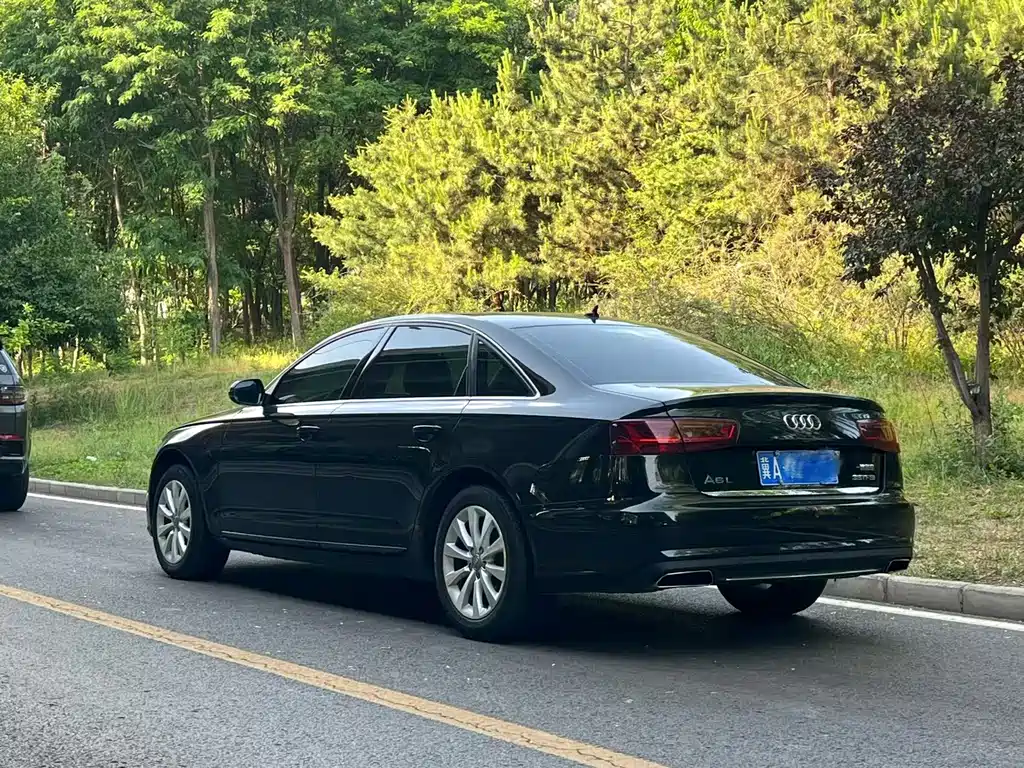 Audi A6L 2015 — фото 11