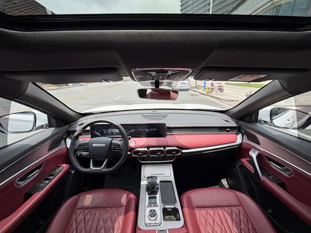 Jetour X70 PLUS 2024 — фото 14