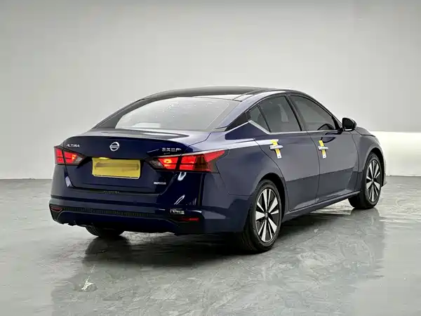 Nissan Teana 2021