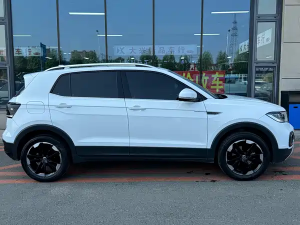 Volkswagen Tacqua 2021
