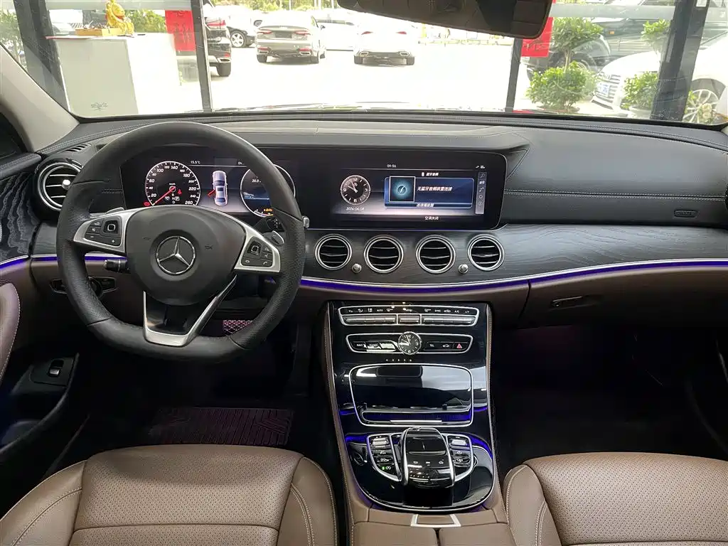 Mercedes-Benz E-Class 2017 — фото 15