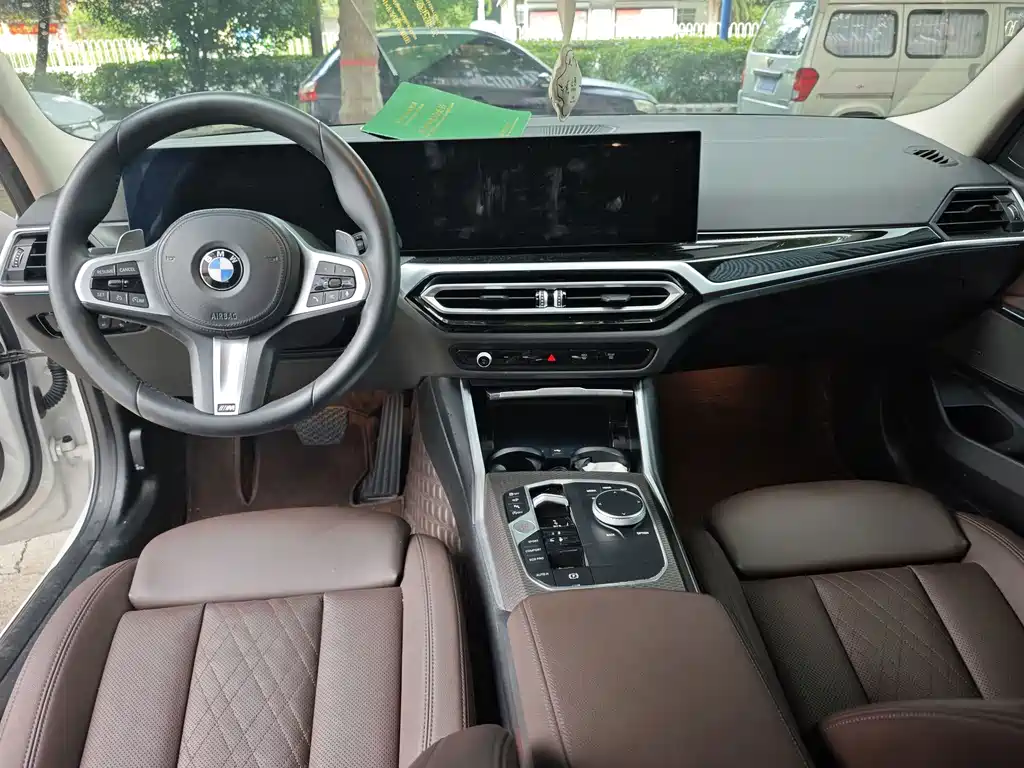 BMW 3 Series 2023