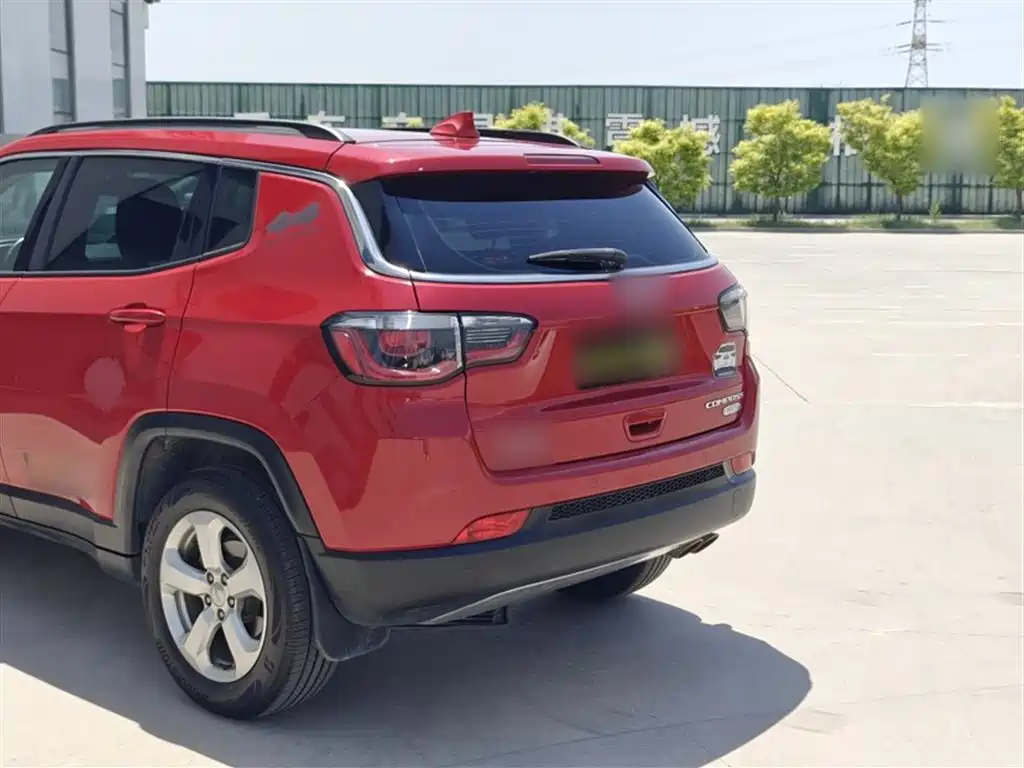 Jeep Compass 2020 — фото 25