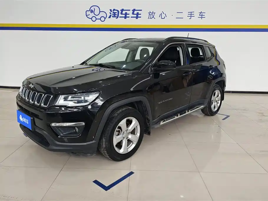 Jeep Compass 2017 — фото 1