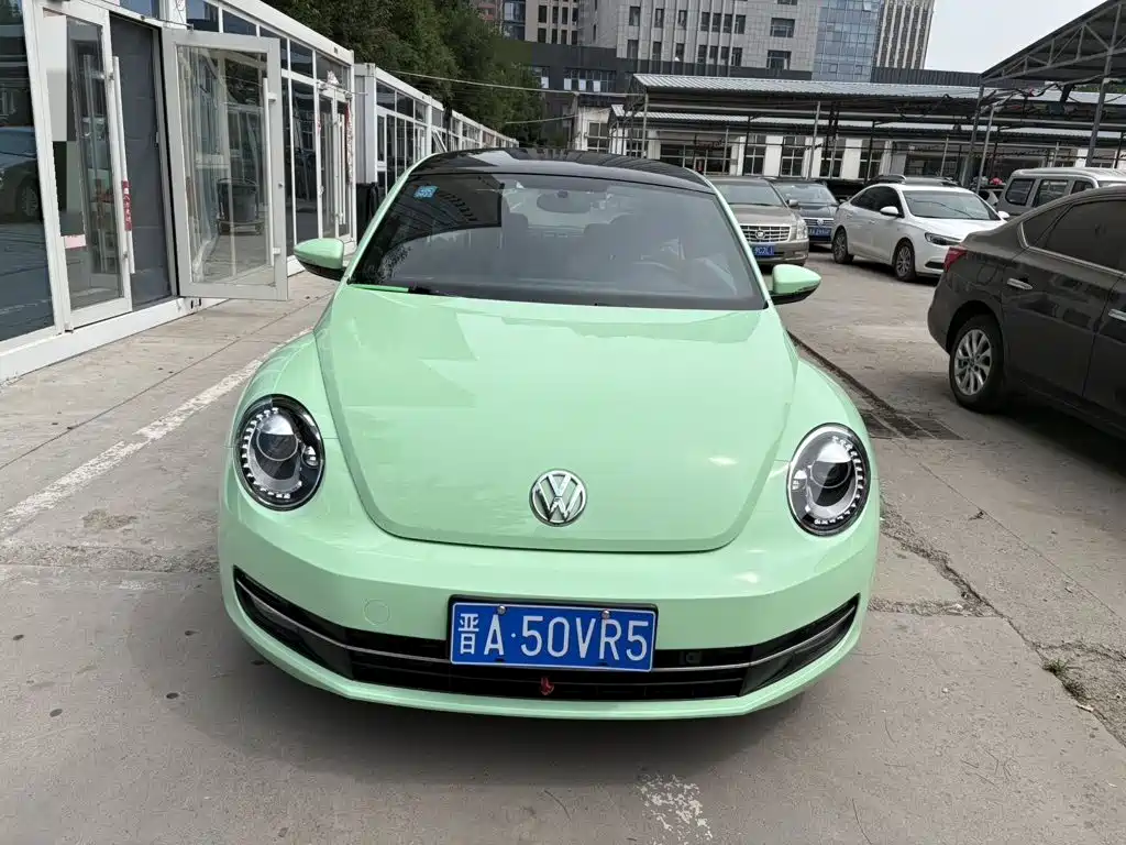 Volkswagen Beetle 2014