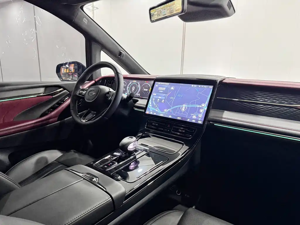 GAC Motor Trumpchi M8 2023 — фото 15
