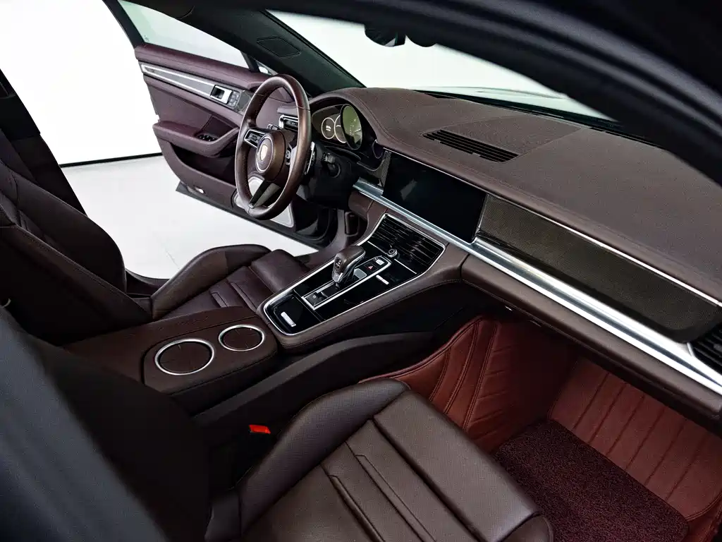 Porsche Panamera 2021 — фото 10